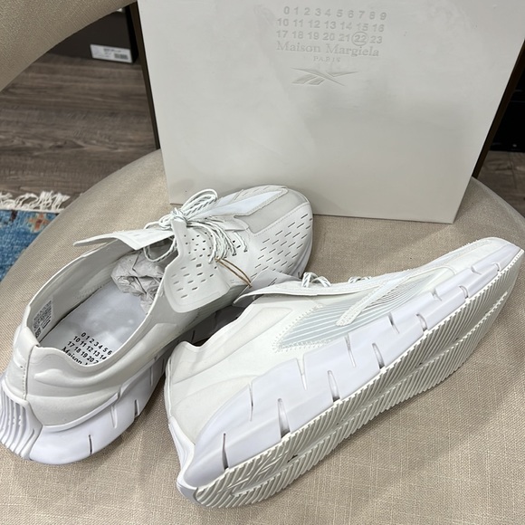 Maison Margiela x Reebok Zig 3-D Memory Of GW5008 White Sneakers - Picture 11 of 12